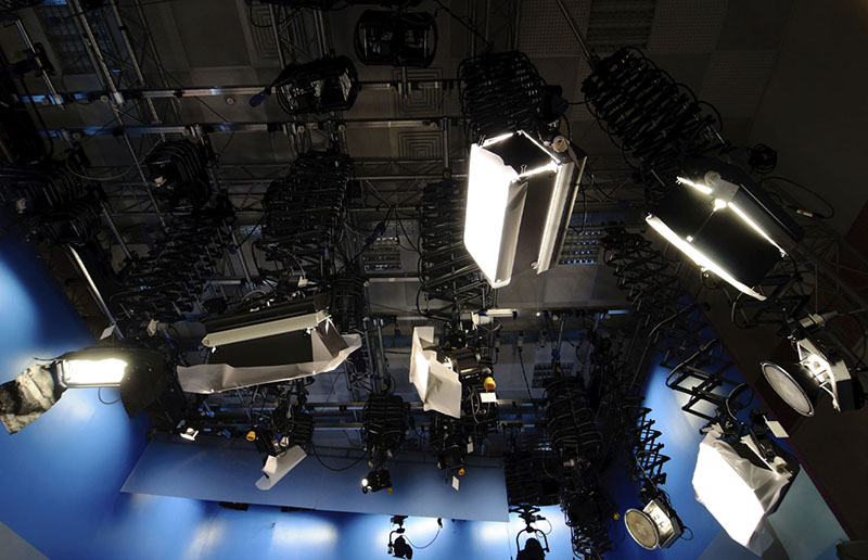 Éclairage broadcast, TV, studio, photo : panneau LEDs, écran LEDs - ESL  FRANCE